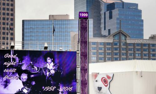 Prince -minneapolis-mourns-its-prince-in-pictures image 1 [theguardian.com]